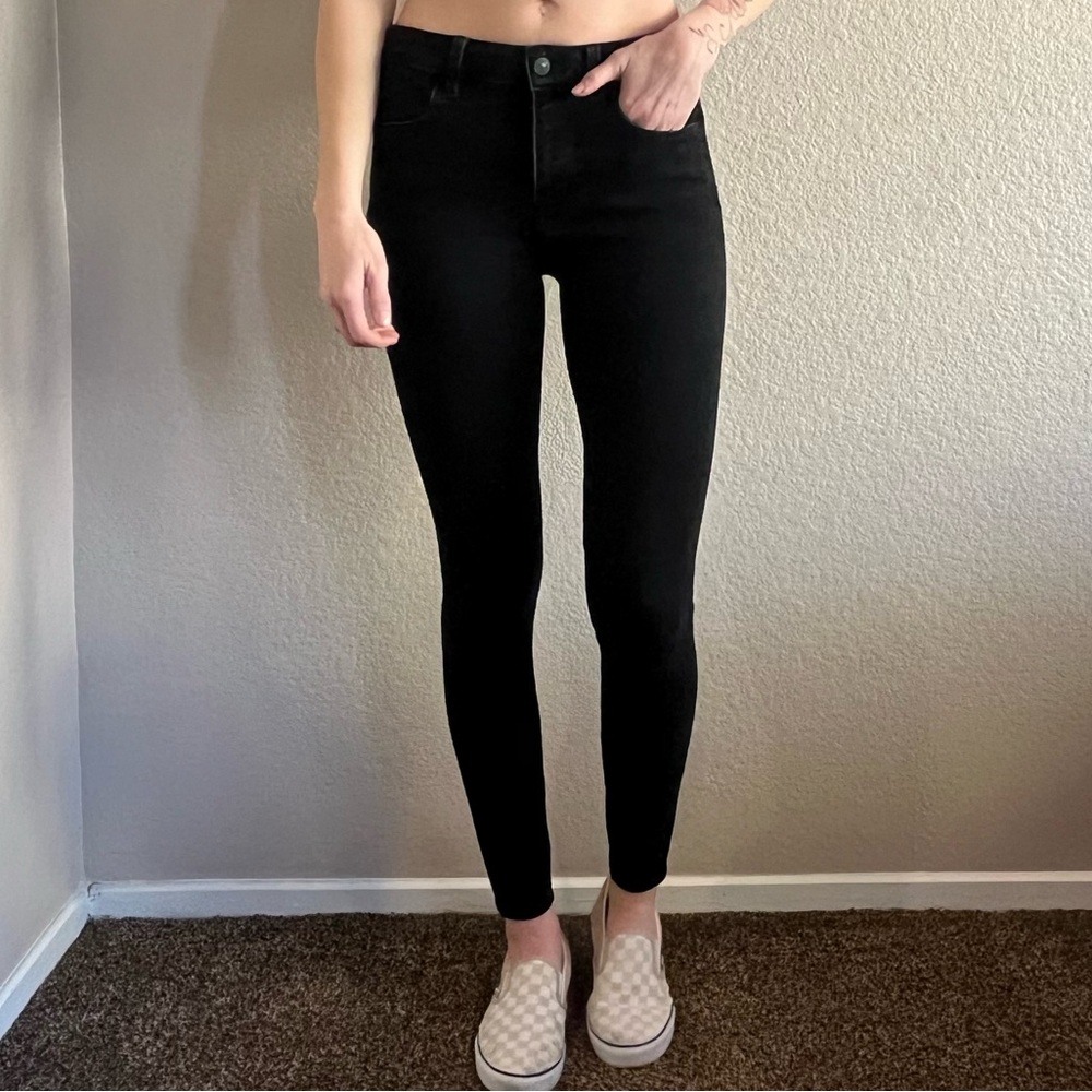 AE Next level stretch black jeans